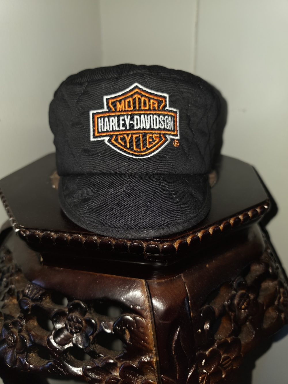 Harley-Davidson black quilted welder's cap with embroidered logo. Vintage